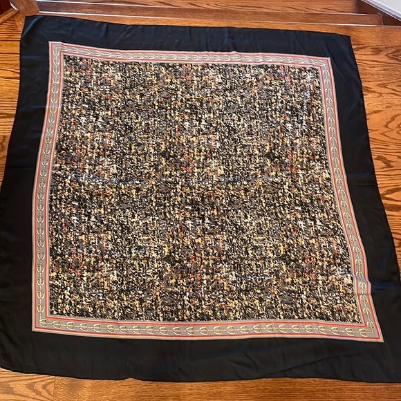 COLLECTION EIGHTEEN multi color black edge SQUARE scarf / shawl - Picture 5 of 12